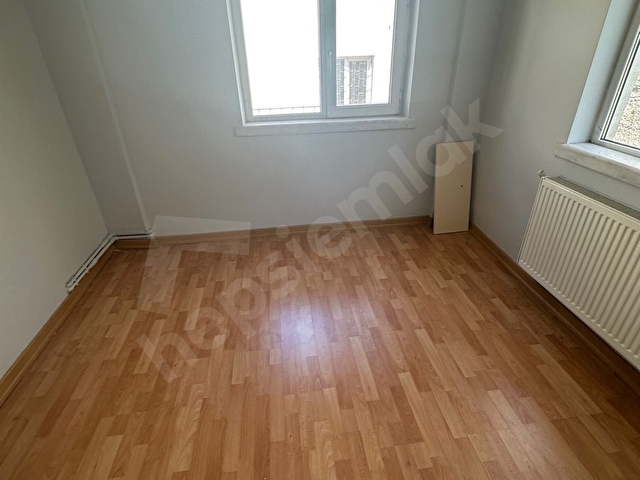 KOLEJ MEKTEP SOKAKTA 3 KAT KOMBİLİ 3+1 DAİRE - Görsel 19