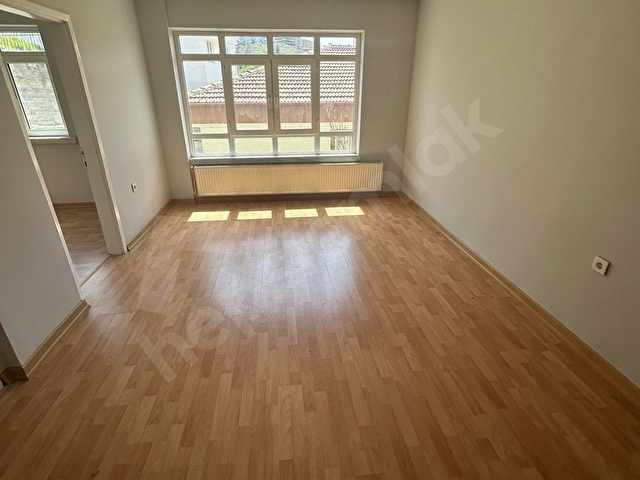 KOLEJ MEKTEP SOKAKTA 3 KAT KOMBİLİ 3+1 DAİRE - Görsel 29