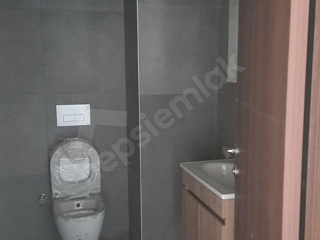KANDIRA YOLU ÜZERİ KULLANIŞLI OFİS - Görsel 17