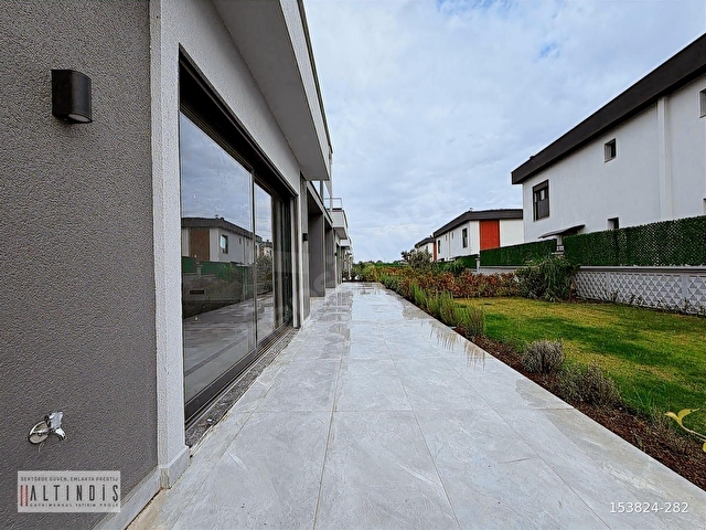 Kardeşköyde müstakil villa, geniş bahçeli ve köy havası sizinle - Görsel 17