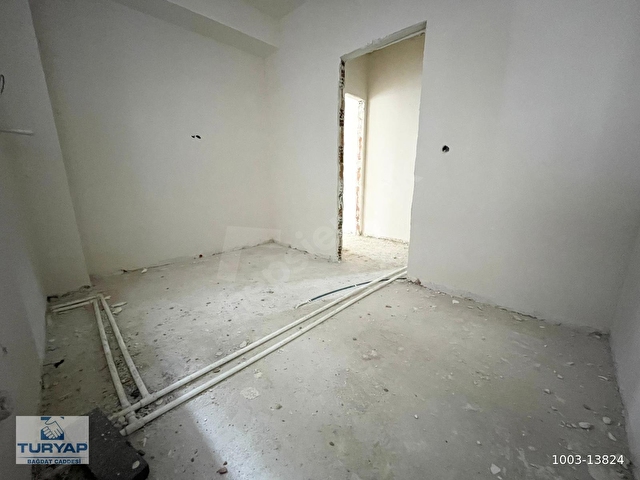 TURYAPTAN PRESTİJLİ FİRMADAN MİNİBÜS CADDESİ AYRI MUTFAKLI 2+1! - Görsel 29