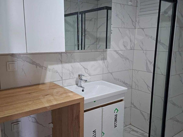 SEYREK DE GENİŞ BALKONLU KİRALIK 1+1 DAİRE - Görsel 10