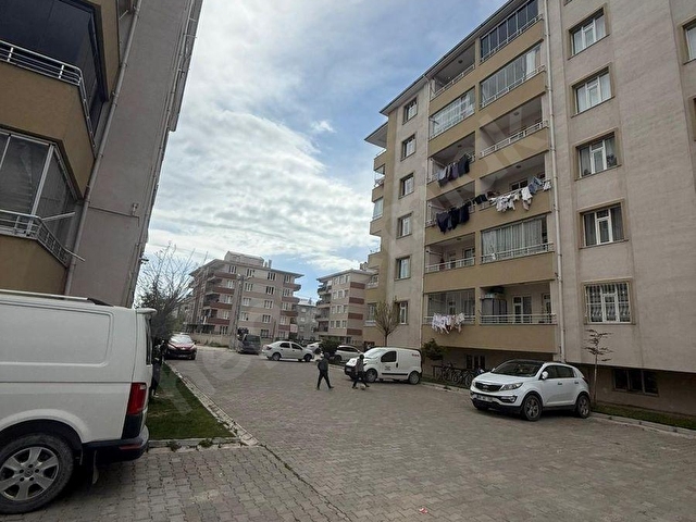 VAN MERKEZDE SATILIK SİTE İÇİ DAİRE - Görsel 7