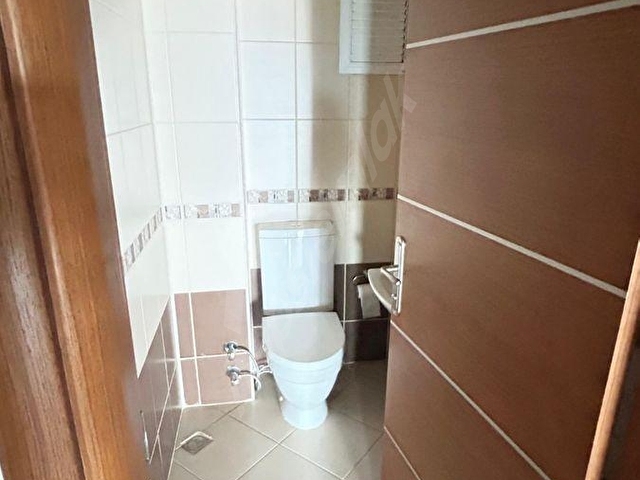 ANA CADDE ÜZERİNDE EBEVEYN BANYOLU KAPALI OTOPARKLI 3+1 GENİŞ FERAH KİRALIK DAİRE - Görsel 27