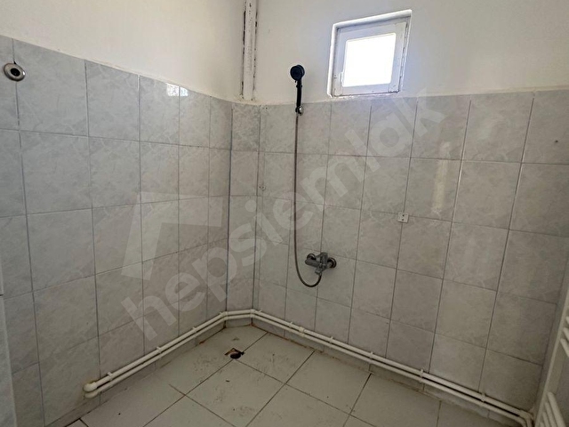 🏡 ÜNİVERSİTE DİBİNDE KİRALIK 3+1 150m2 ARA KAT TERTEMİZ DOĞALGAZLI BALKONLU DAİRE !!! - Görsel 13