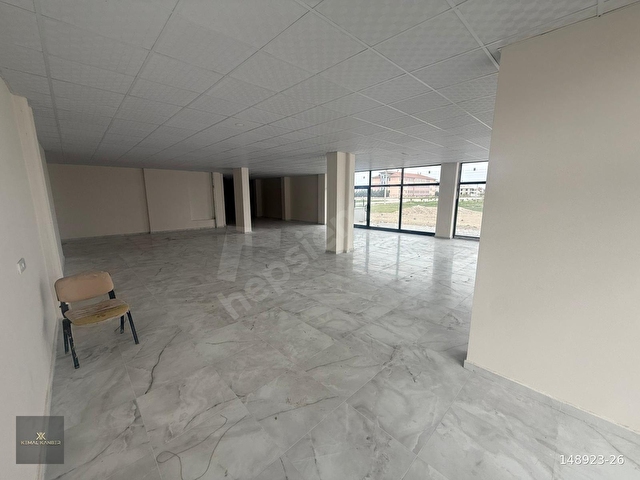 KEMAL KANBERDEN ALAKOVADA CADDEYE CEPHE SATILIK 265 m² DÜKKAN - Görsel 10