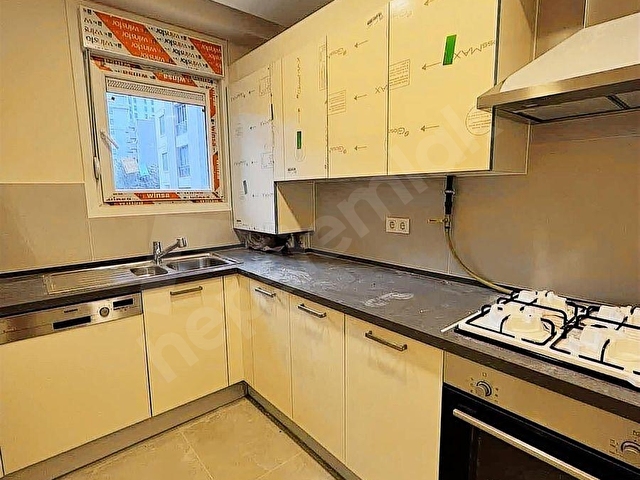 CADDEBOSTAN DA BAĞDAT CADDESİ NE 5.BİNA SATILIK 2+1 DAİRE - Görsel 7