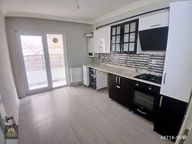 GÖKÇEBEYDEN ŞAHİNTEPEDE 2+1 ASANSÖRLÜ 100m2 Y.GİRİŞ YAPILI CADDE DİBİ!!!