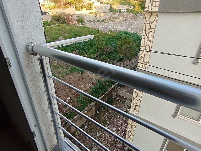 Deniz Alayına Palmiye Hastanesine Yakın Kiralık Eşyalı Daire - Görsel 7