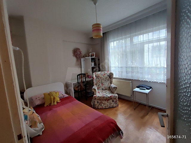 B.NİZAM METROPORT AVM YAKINI CADDE ÜZERİ 2+1 ODA 1.KAT DAİRE!