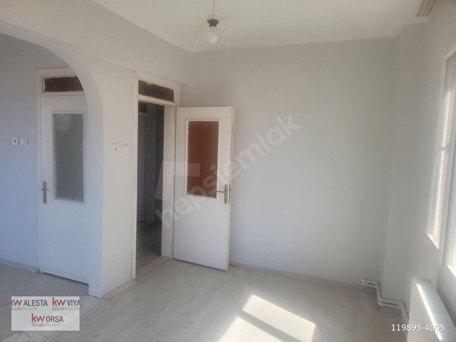 SELÇUK 14 MAYIS MAHALLESİNDE MANZARALI KİRALIK ÖZEL 2+1 DAİRE - Görsel 6
