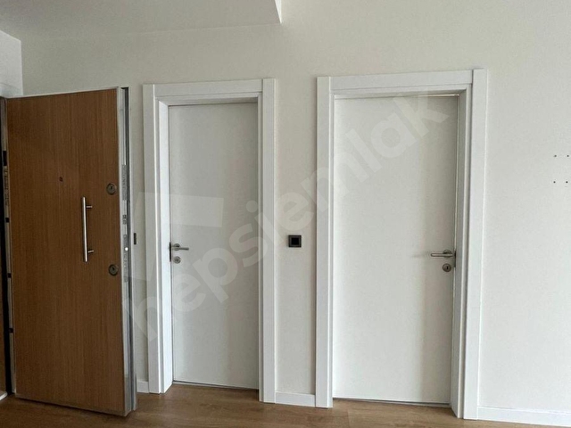 NİVO İSTANBUL SİTESİNDE PEYZAJ MANZARALI EŞYASIZ/ BOŞ 1+1 KİRALIK DAİRE - Görsel 21