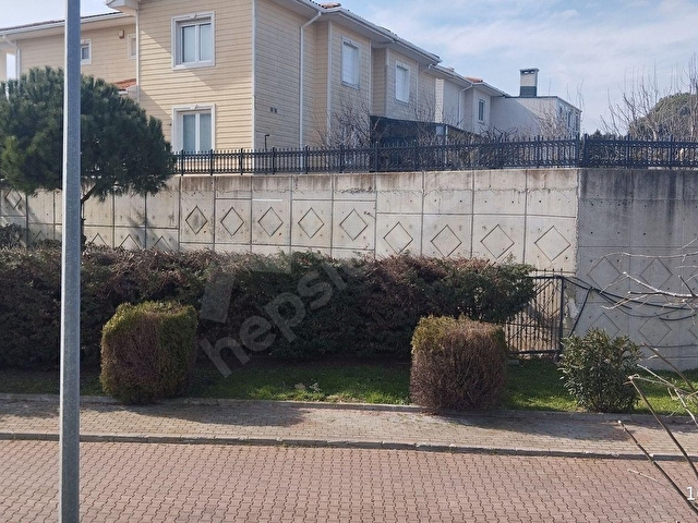 Büyükçekmece Güzelşehir Fatih Sit.150m2 Kiralık 3+1 Dubles Villa - Görsel 7