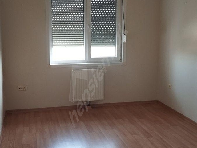 Büyükçekmece Güzelşehir Fatih Sit.150m2 Kiralık 3+1 Dubles Villa - Görsel 3
