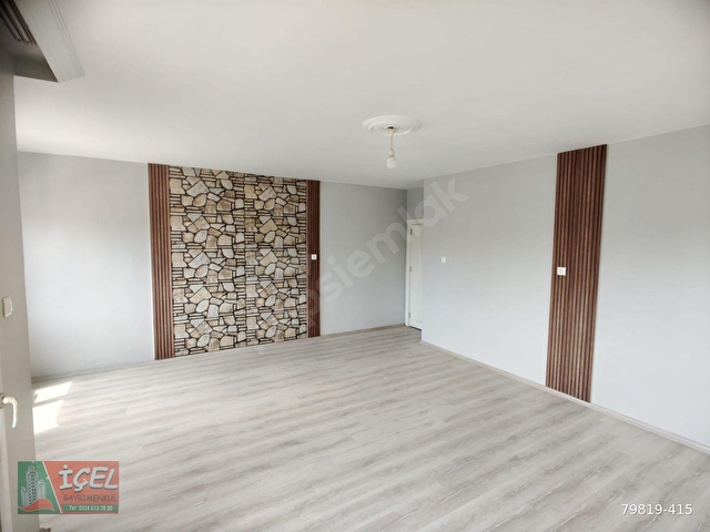 TARSUS FIRSAT ŞOK İNDİRİM MEZRKEZİNDE CADDE ÜSTÜNDE 130M2 .2+1