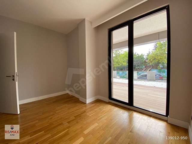 Çengelköy Bahçelievler De Bahçe Katı Kiralık 2+1 Daire - Görsel 13