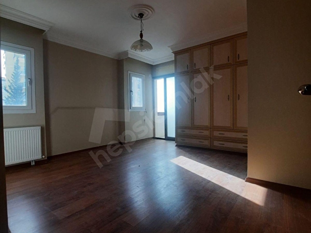 BARIŞ MANÇODA BULVAR ÜSTÜ GENİŞ 3+1 FULL YAPILI SATILIK DAİRE - Görsel 5