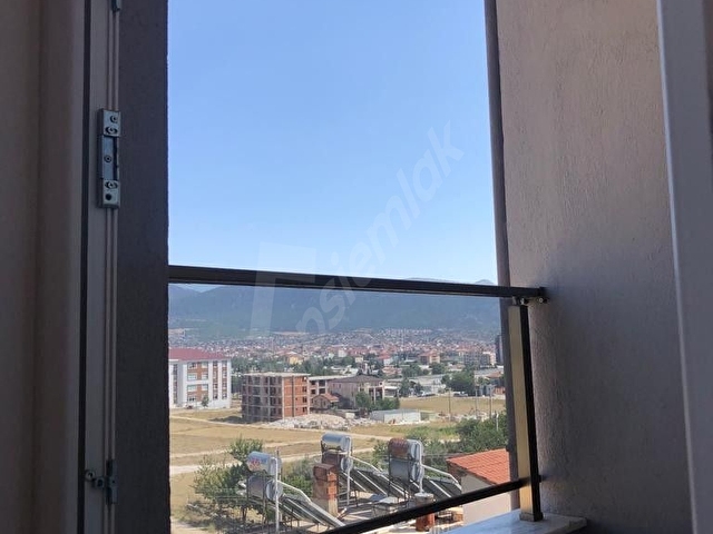 ONAÇ MAHALLESİNDE SATILIK APART - Görsel 5