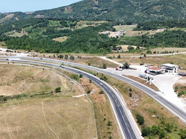 YALOVA GÜNEY KÖYde YALOVA BURSA YOLUNA CEPHE 17.759M2 SATILIK - Görsel 8