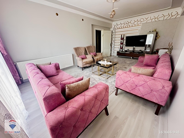 REMAX MAVİ MİHRİBAN DÜZGÜNDEN AKOVADA 3+1 SATILIK DAİRE - Görsel 9
