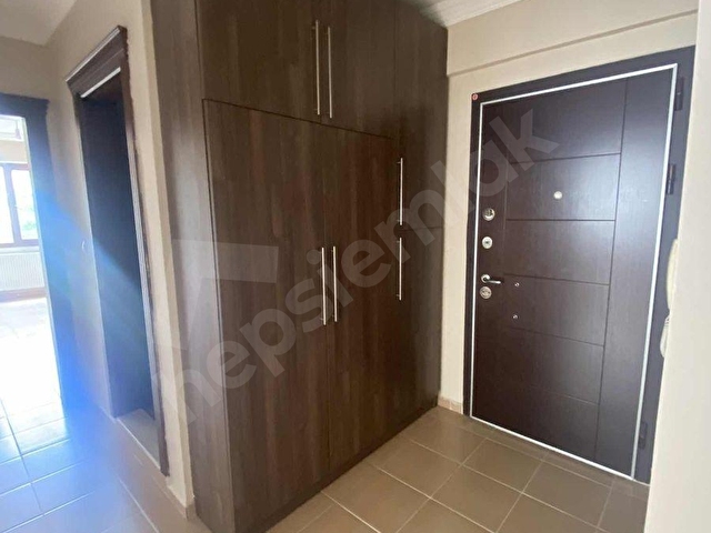 MERKEZDE DOGALGAZLİ ARAKAT 3+1 GENİŞ DAİRE - Görsel 9