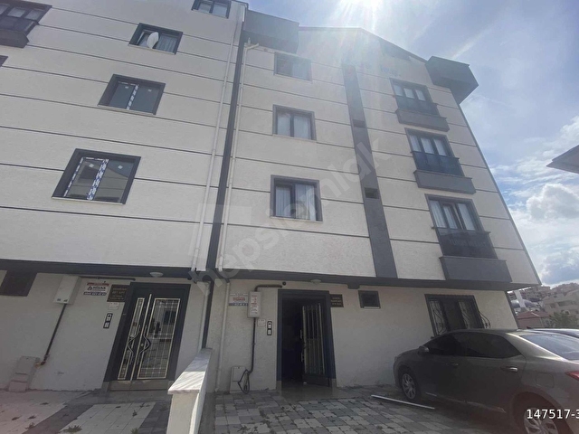 ÇAYIROVA EMEK MAHALLESİN DE ÇİFT TERASLI SATILIK 3+1 DUBLEKS