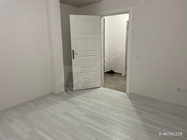 Sahibinden Tramvaya Yakın Kiralık 1+1 - Görsel 12