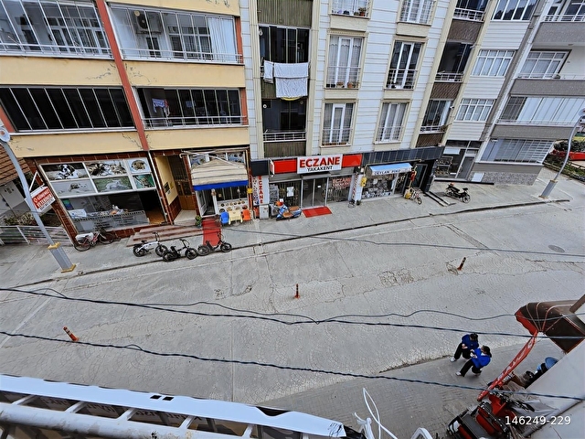 GÖRGEÇ EMLAKTAN CADDEYE CEPHE SATILIK 2+1 DAİRE - Görsel 20