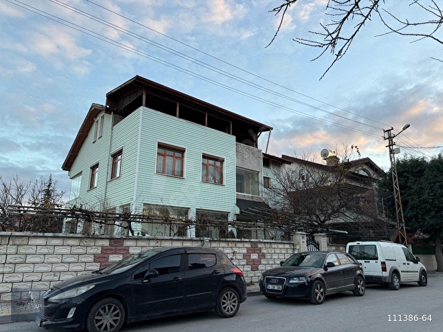 SAHİDEN MERAM ATEŞBAZ-I VELİ MAH.DE SATILIK 5+1 DUBLEKS VİLLA..