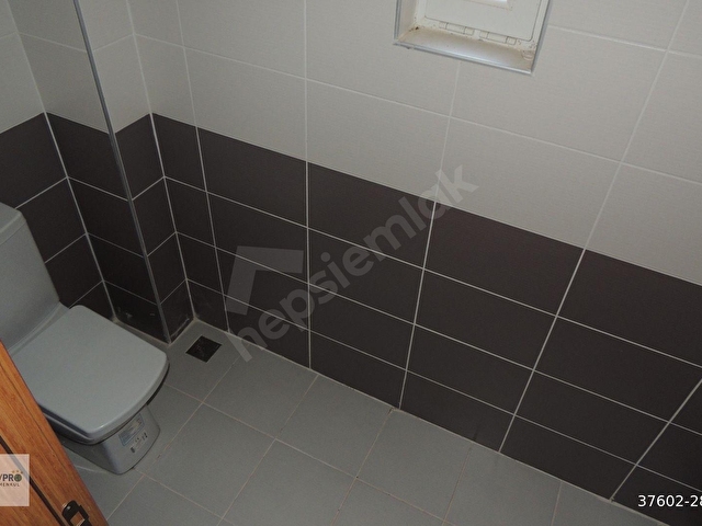 GOLFKENT SİTESİNDE KATTA 3+1 *4 CEPHELİ KİLERLİ VE 3 BALKONLU* - Görsel 14