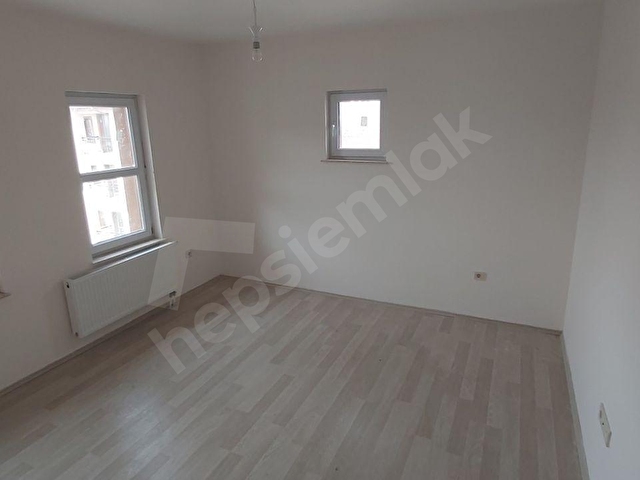 GOLFKENT SİTESİNDE KATTA 3+1 *4 CEPHELİ KİLERLİ VE 3 BALKONLU* - Görsel 20