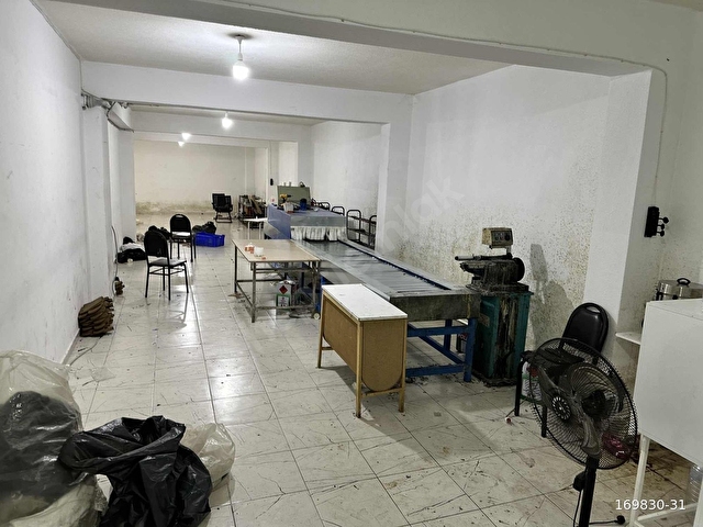 TAŞOLUKTA kiralık 250 m2 dükkan - Görsel 4