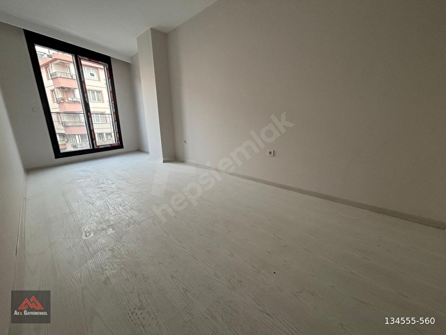 Asilden Küçükyalı Çarşıda Ön Cephe 2+1 net 68 m2 Kiralık Daire - Görsel 14