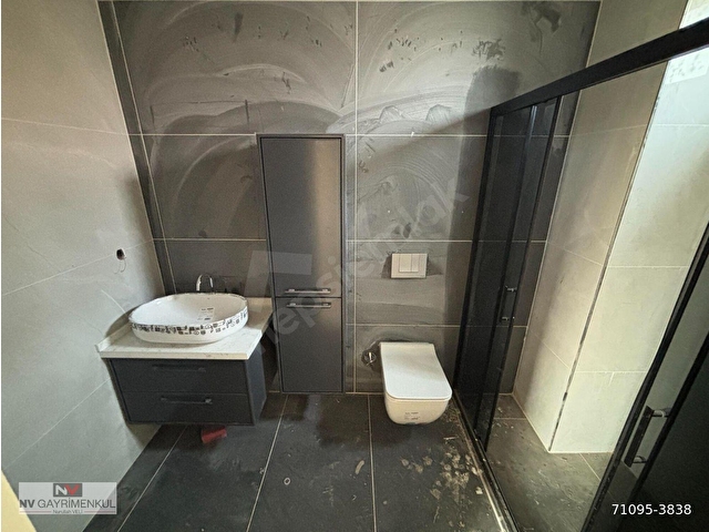 ARAPÇİFTLİĞİ MAHALLESİNDE    5+1 280 M2 ÖZEL KAPALI GARAJLI SATILIK MÜSTAKİL VİLLA - Görsel 28