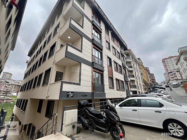 İpek Sokakta Sıfır Binada Taşınmaya Hazır Giriş Kat 2+1