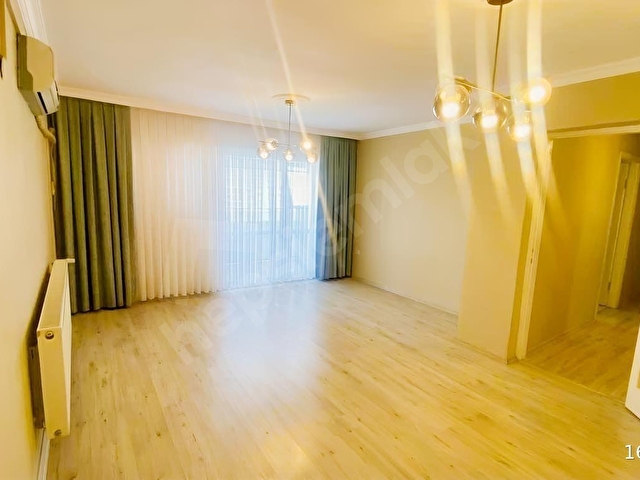 Karşıyaka, Bahriye Üçokta, Cadde Üzerinde, Bakımlı, EŞYASIZ - Görsel 4