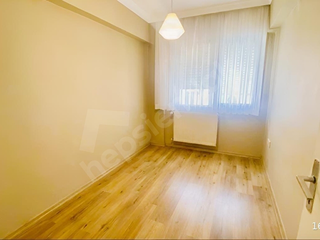 Karşıyaka, Bahriye Üçokta, Cadde Üzerinde, Bakımlı, EŞYASIZ - Görsel 9