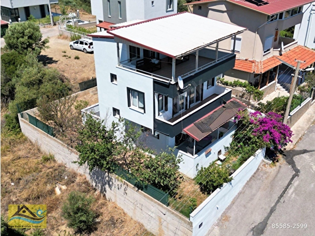 İzmi̇r Seferi̇hi̇sar Doğanbey De Deni̇z Manzaralı Ki̇ralık Yazlık 4+1