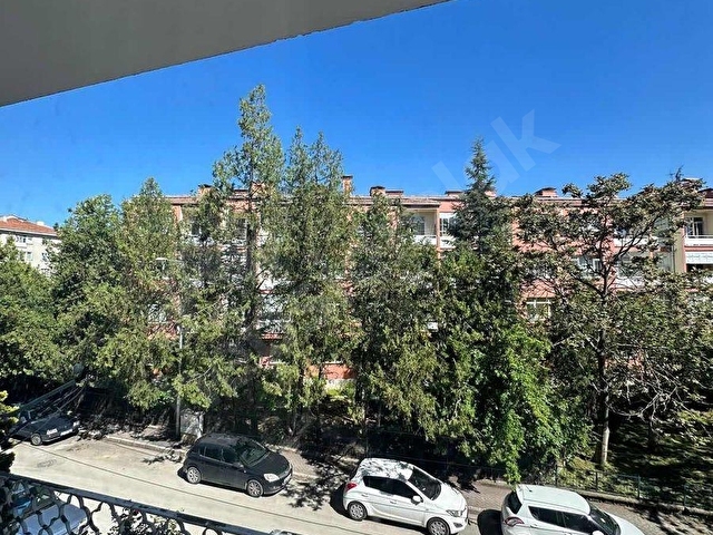 JÜPİTER GAYRİMENKULDEN METROYA 5 DK FULL EŞYALI ARAKAT ÖNCEPHE KİRALIK DAİRE