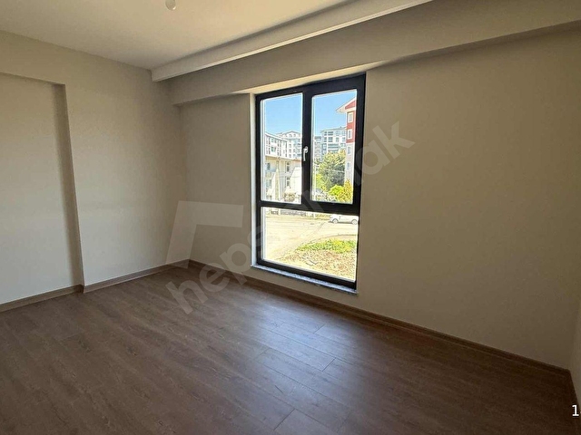 PERAdan merkezi konumda lüks donanımlı site içi sıfır 2+1 daire - Görsel 25
