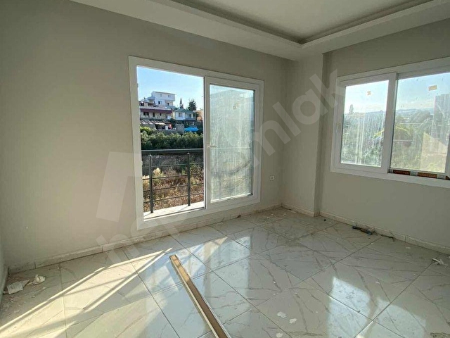 Kocahasanlıda Denize 300 Metre 3 Cepheli 2+1 Satılık Daire - Görsel 3