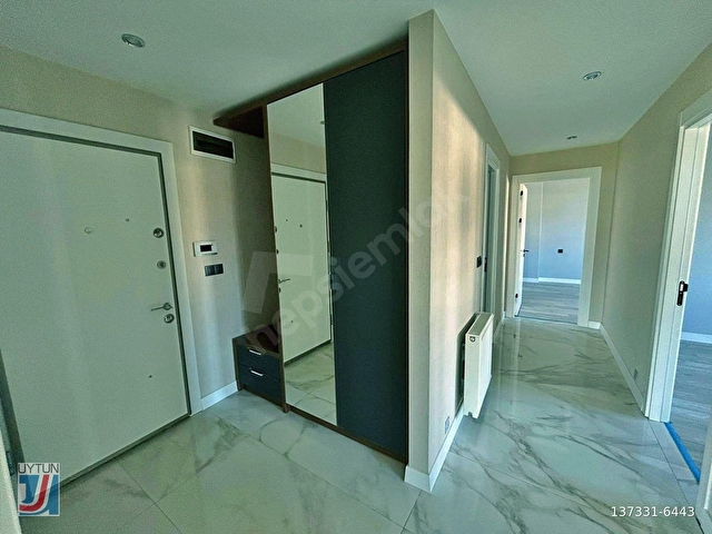 UYTUNDAN PELİTKÖYDE DENİZE SIFIR HAVUZLU BAHÇELİ 2+1 LÜKS DAİRE - Görsel 3