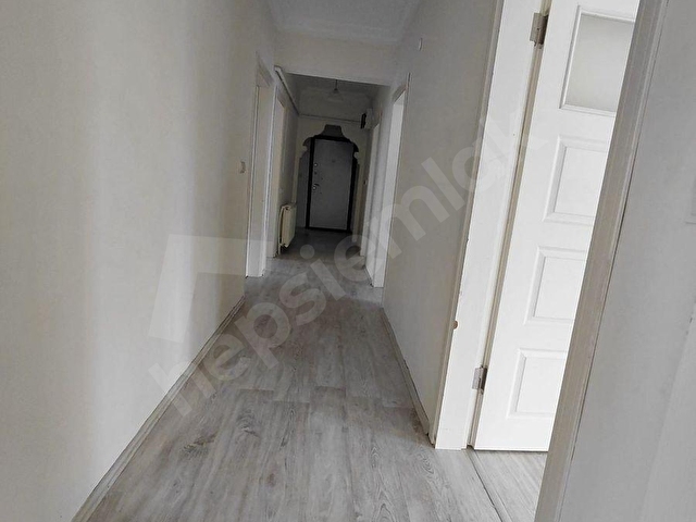ISPARTA MERKEZ MUZAFFERTÜRKEŞ MAHALLESİNDE MUHTEŞEM KONUMDA GENİŞ FERAH KİRALIK DAİRE - Görsel 6