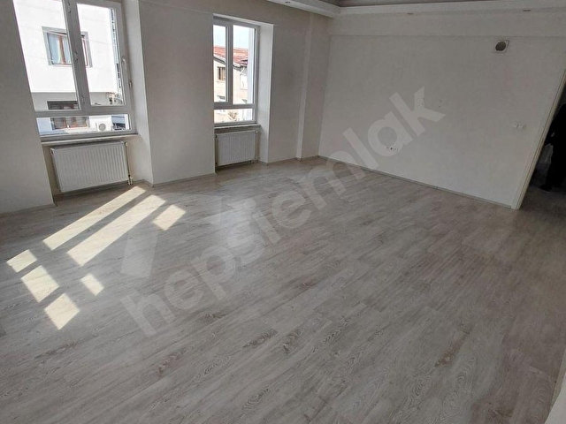 ISPARTA MERKEZ MUZAFFERTÜRKEŞ MAHALLESİNDE MUHTEŞEM KONUMDA GENİŞ FERAH KİRALIK DAİRE - Görsel 9
