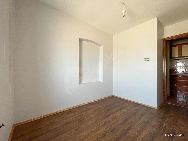 Beyoğlu Galatada Harika Lokasyonda Kiralık 2+1 Daire - Görsel 12