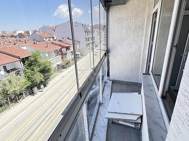 DURUDAN KİRALIK ÇAMLICA MH. 1+1 APART ASANSÖRLÜ BALKONLU - Görsel 7