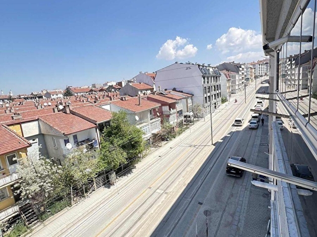 DURUDAN KİRALIK ÇAMLICA MH. 1+1 APART ASANSÖRLÜ BALKONLU - Görsel 13
