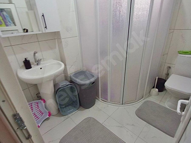 ARSLANTAŞ GAYRİMENKULDEN VALİDE SULTAN MH. 3+1 135m² OTURUMA VE YATIRIMA UYGUN SATILIK FIRSAT DAİRE - Görsel 6