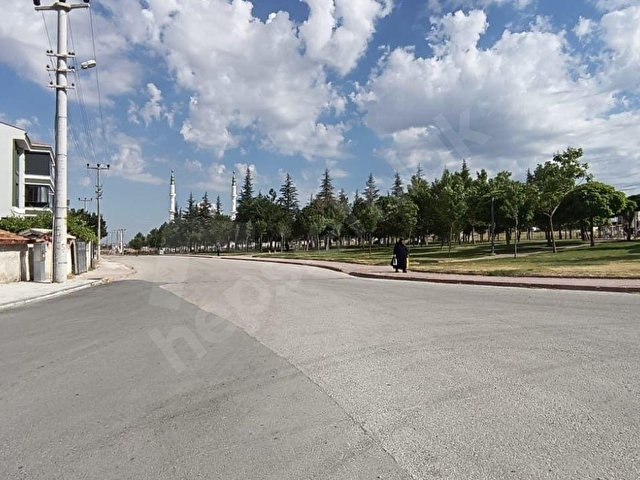 AHMET YESEVİ CAD. ÜZERİ ULTRA LÜKS ARAKAT 132 M2 GENİŞ YENİ BİNA  2+1 KİRALIK - Görsel 5