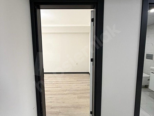 LUXORA`DAN ERTUĞRUL GAZİDE SATILIK 3+1 120 M² ARA KAT DAİRE - Görsel 6